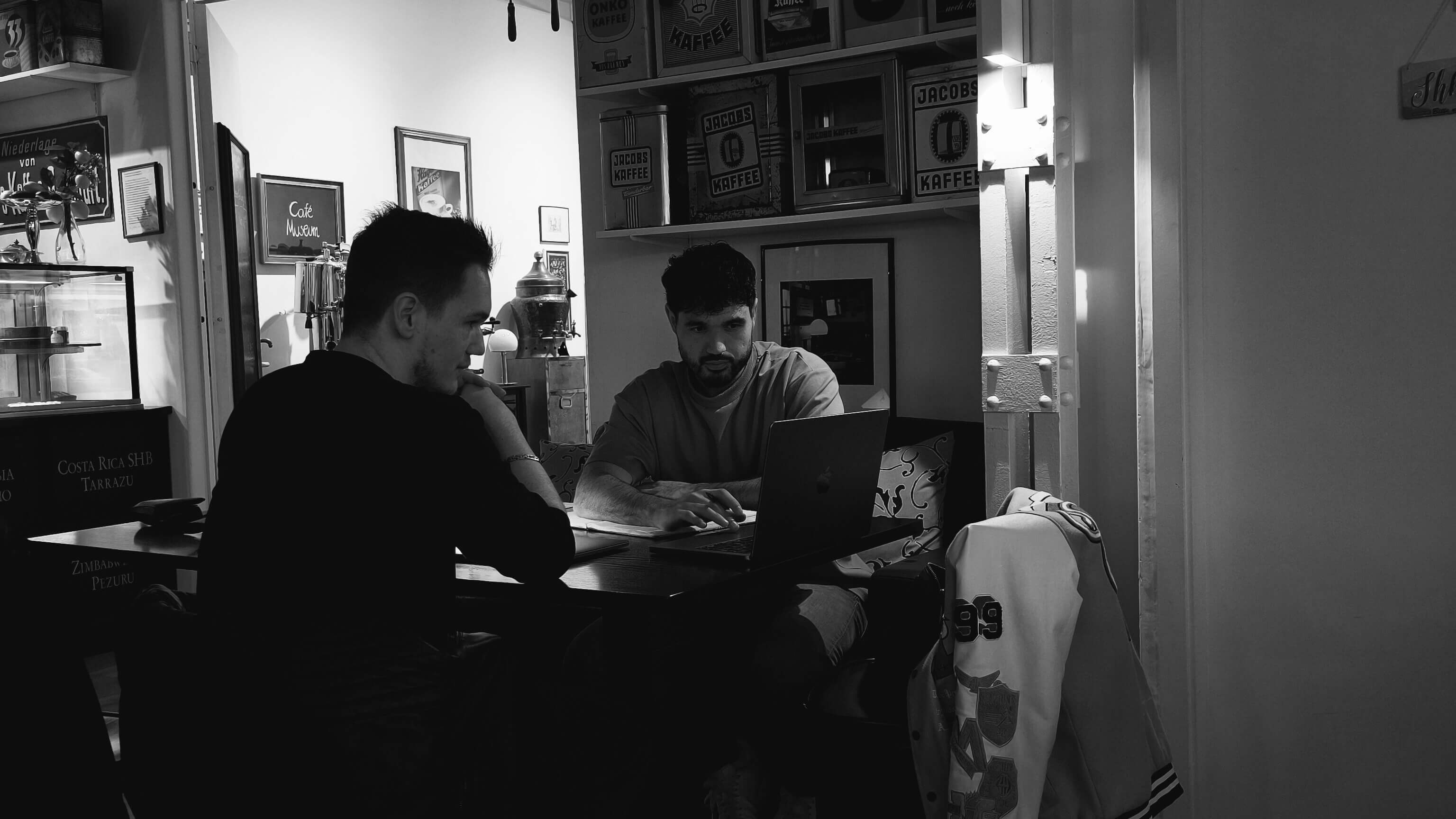 Zyle behind the scenes image